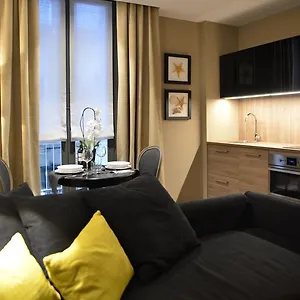  Apartament Qb/four